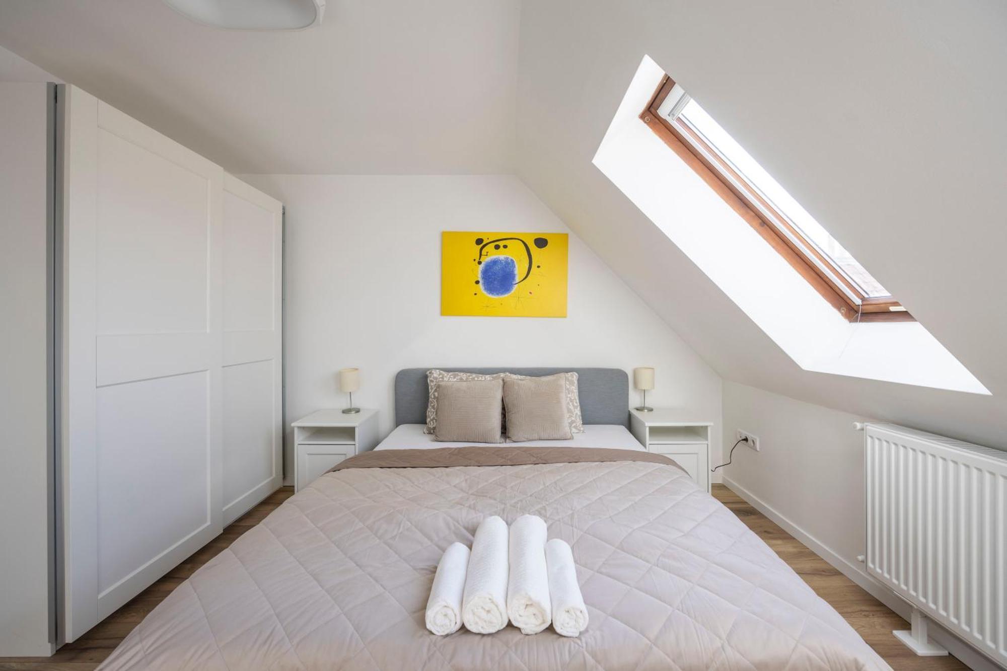 Exclusive & Central Duplex Residence By Prestige Homes Budapest Bagian luar foto