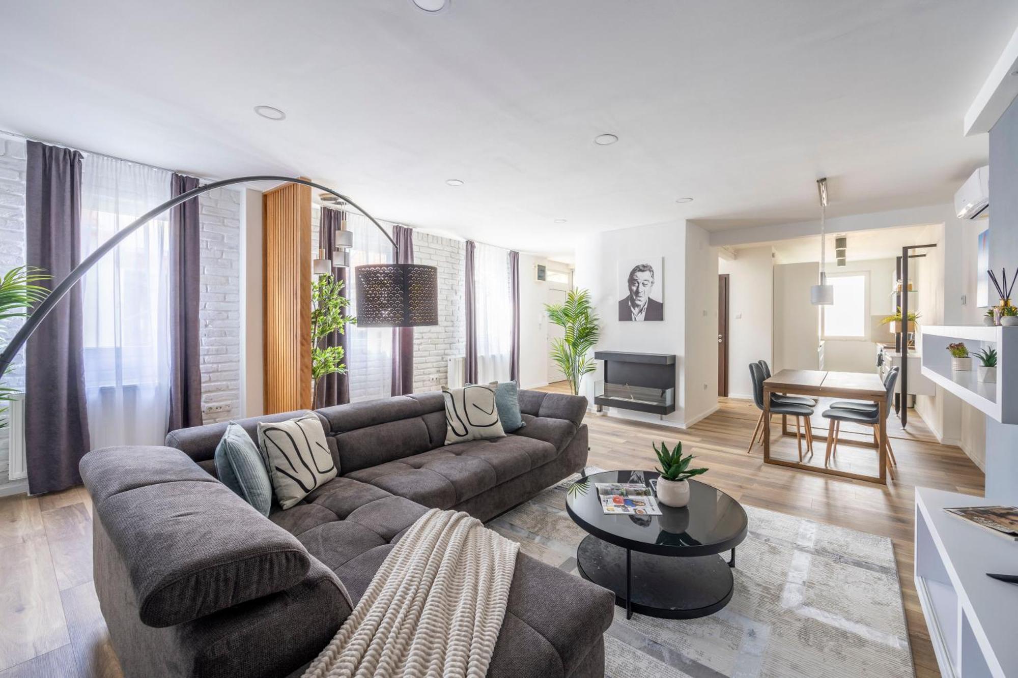 Exclusive & Central Duplex Residence By Prestige Homes Budapest Bagian luar foto