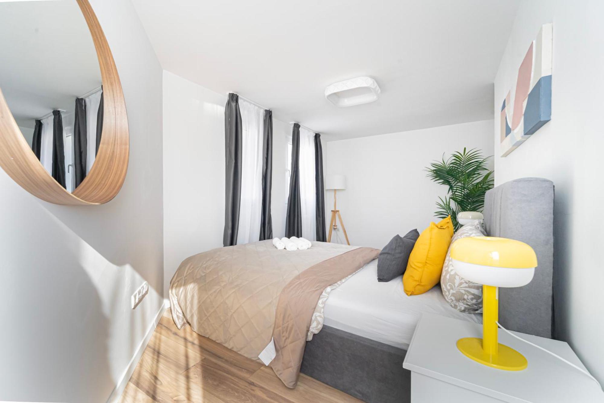 Exclusive & Central Duplex Residence By Prestige Homes Budapest Bagian luar foto