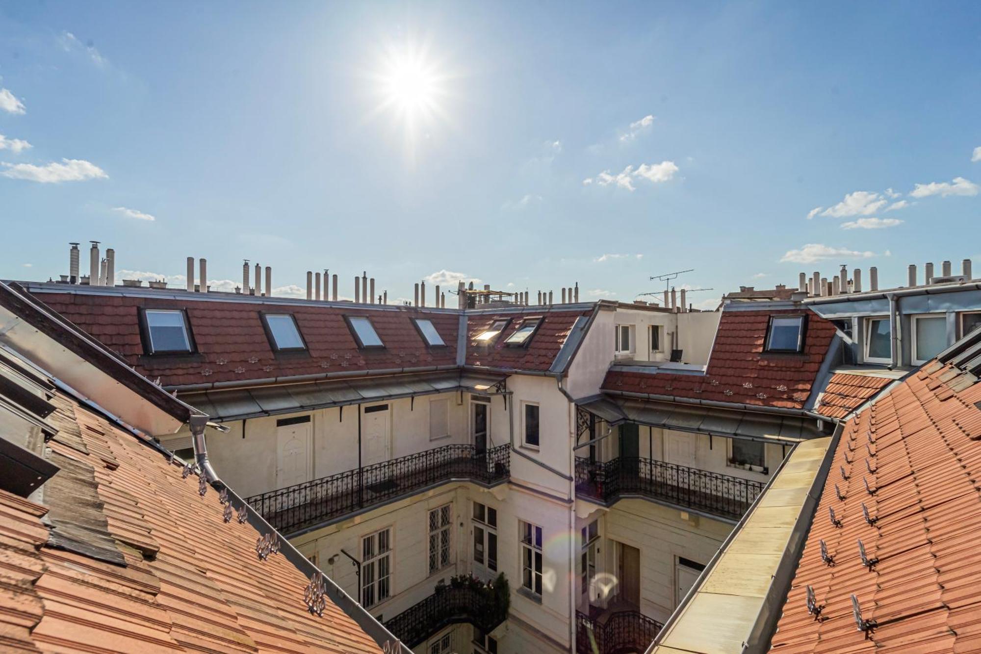 Exclusive & Central Duplex Residence By Prestige Homes Budapest Bagian luar foto